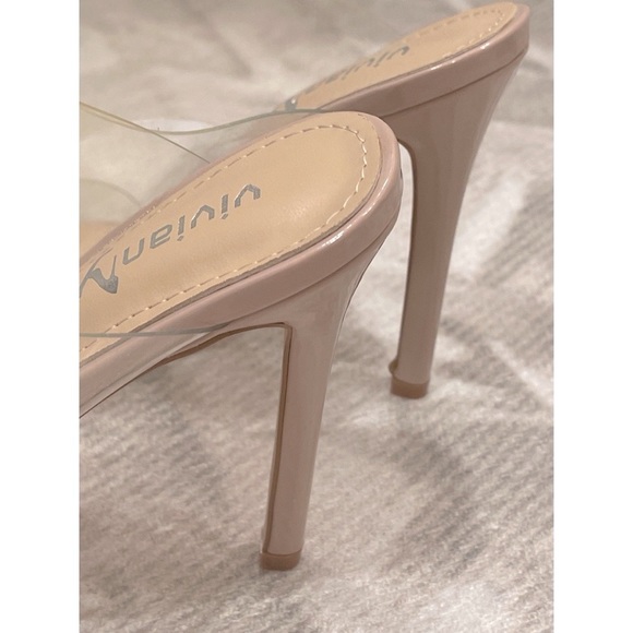 New Vivianly Clear Nude Pointy Toe Heels - Picture 4 of 14